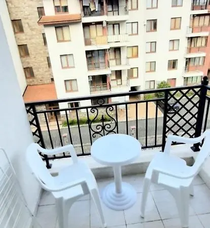 Аренда Уютной Студии В 300 М От Моря, Равда, Болгария Apartment Ravda