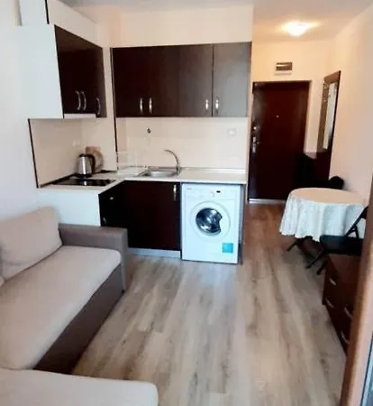 Apartment Аренда Уютной Студии В 300 М От Моря, Равда, Болгария *